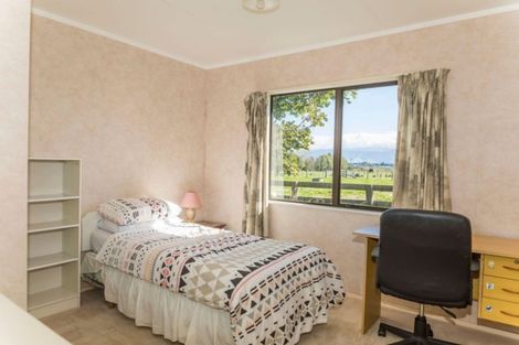 Photo of property in 11 Tipapakuku Road, Dannevirke, 4930