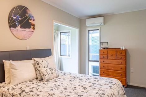 Photo of property in 37 Herbert Road, Queenwood, Hamilton, 3210