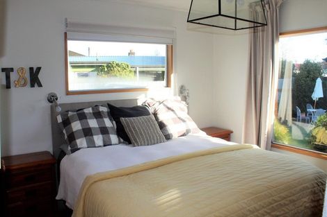 Photo of property in 4 Prince Street, Winton, 9720