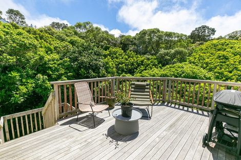 Photo of property in 77a Nicholson Road, Khandallah, Wellington, 6035