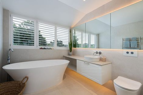 Photo of property in 1/30 Ocean View Road, Milford, Auckland, 0620