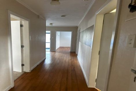 Photo of property in 62 Settlement Road, Papakura, 2110