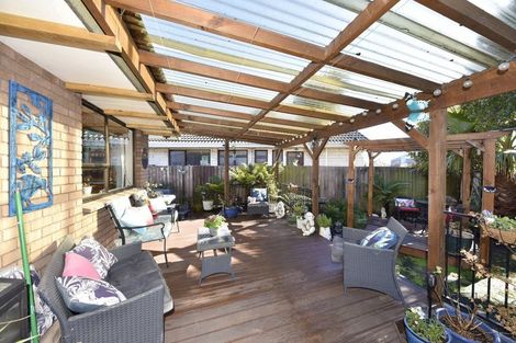 Photo of property in 2/82 Lincoln Road, Hillmorton, Christchurch, 8024