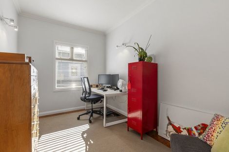 Photo of property in 3 Argentine Avenue, Miramar, Wellington, 6022