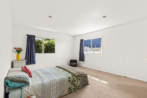 Photo of property in 1/1 Jeanette Place, Mairangi Bay, Auckland, 0630