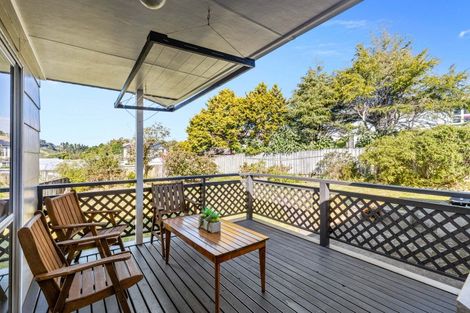 Photo of property in 65a Riversdale Drive, Merrilands, New Plymouth, 4312
