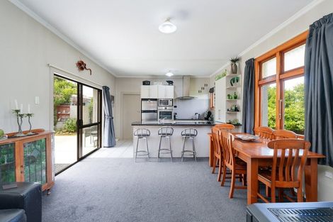 Photo of property in 2 Frome Street, Clifton, Invercargill, 9812