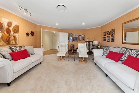 Photo of property in 38 Owhatiura Drive, Lynmore, Rotorua, 3010