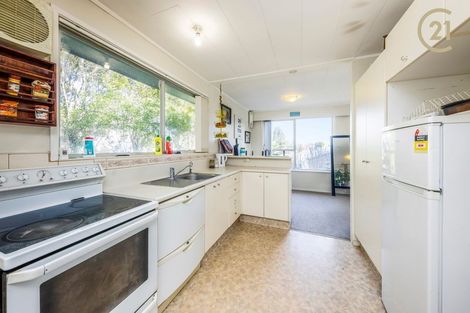 Photo of property in 42 Mack Place, Red Hill, Papakura, 2110