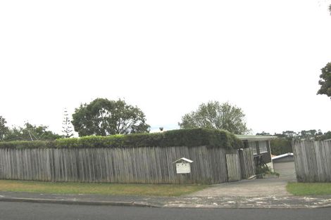 Photo of property in 3 Kerria Place, Sunnynook, Auckland, 0620