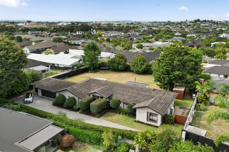 Photo of property in 16 Hampshire Court, Flagstaff, Hamilton, 3210