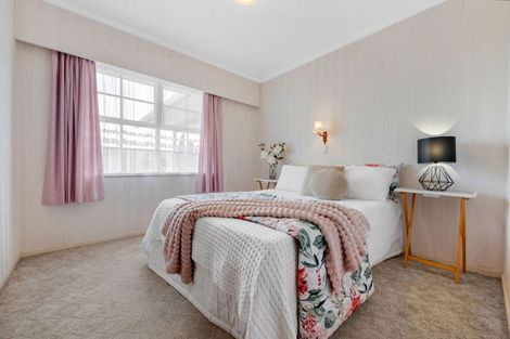 Photo of property in 36 Beresford Street, Pukekohe, 2120