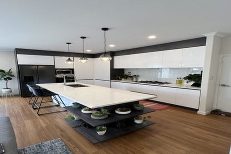 Photo of property in 92 Ksenia Drive, Flat Bush, Auckland, 2019