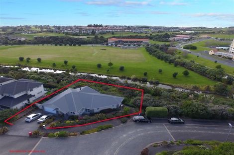 Photo of property in 2 Bella Vista Drive, Gulf Harbour, Whangaparaoa, 0930