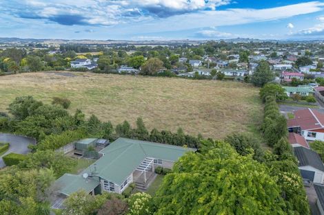 Photo of property in 6 Cobham Crescent, Waipukurau, 4200