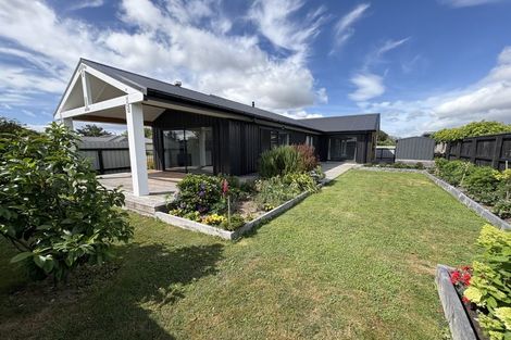 Photo of property in 11 Peony Drive, Greytown, 5712