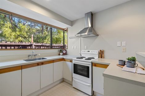 Photo of property in 4b Grassmere Street, Papanui, Christchurch, 8052