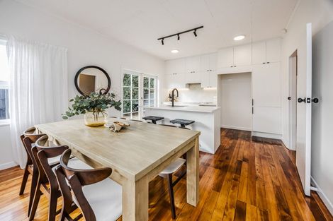 Photo of property in 121b George Street, Tuakau, 2121