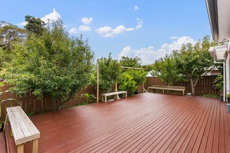 Photo of property in 209a Waddington Drive, Naenae, Lower Hutt, 5011