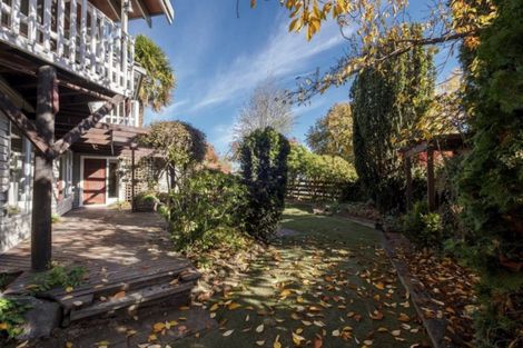 Photo of property in 2 Fox's Terrace, Arrowtown, 9302