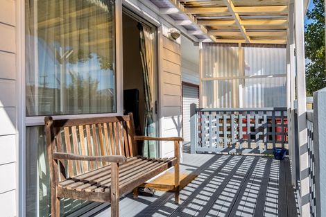 Photo of property in 1c Garrison Street, Carterton, 5713