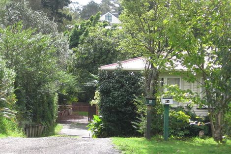 Photo of property in 8 Woodside Road, Massey, Auckland, 0614