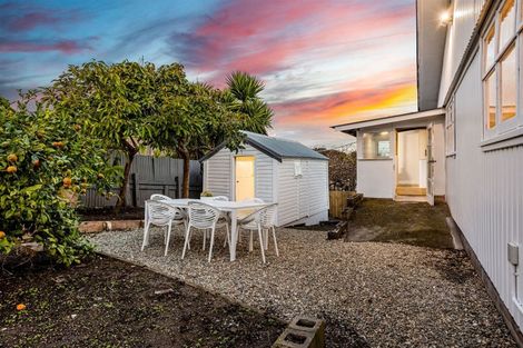 Photo of property in 31 Karaka Street, Helensville, 0800
