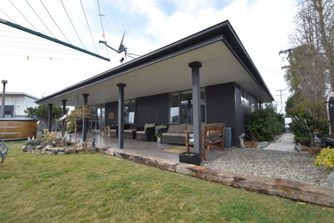 Photo of property in 19 Simons Street, Twizel, 7901