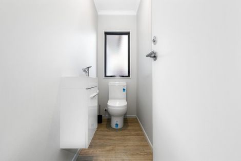 Photo of property in 13 Mangakoea Place, St Andrews, Hamilton, 3200