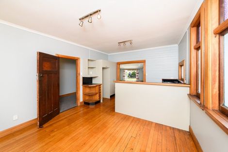 Photo of property in 7 Argyle Avenue, Takaro, Palmerston North, 4410