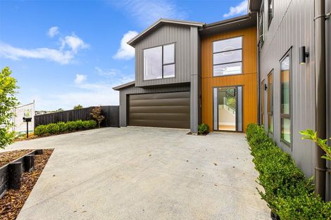 Photo of property in 17 Arawaru Avenue, Wainui, 0992