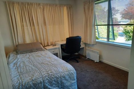 Photo of property in 226 Memorial Avenue, Burnside, Christchurch, 8053