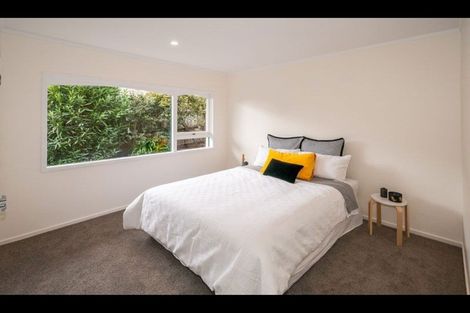 Photo of property in 2/10 Firth Road, Torbay, Auckland, 0630