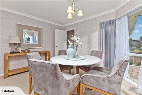 Photo of property in 2/5 Fenwick Avenue, Milford, Auckland, 0620