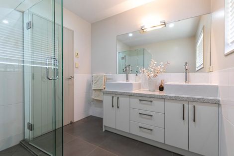 Photo of property in 45a Rautahi Terrace, Redvale, Albany, 0792