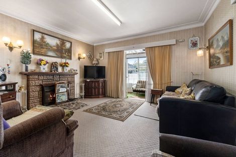 Photo of property in 5 Gifford Avenue, Wesley, Auckland, 1041