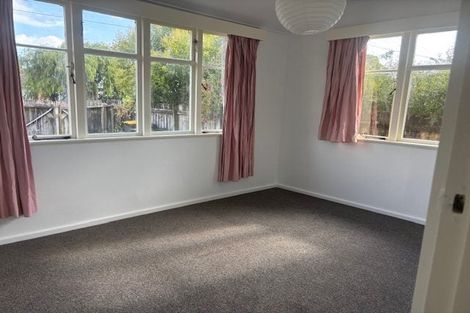 Photo of property in 15 Miller Road, Mangere Bridge, Auckland, 2022