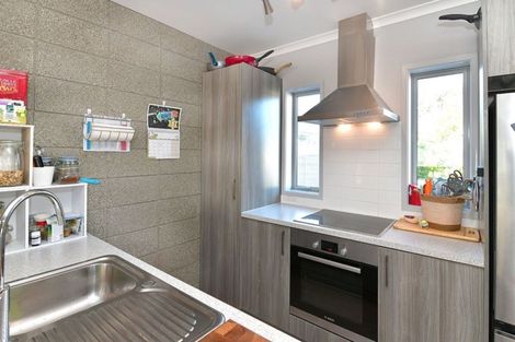 Photo of property in 3/925 Whangaparaoa Road, Manly, Whangaparaoa, 0930