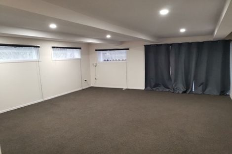 Photo of property in 49 Woodglen Road, Glen Eden, Auckland, 0602