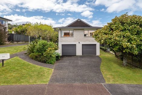 Photo of property in 2/19 Amante Crescent, Mairangi Bay, Auckland, 0630