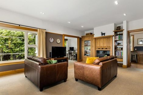 Photo of property in 140 Hackthorne Road, Cashmere, Christchurch, 8022
