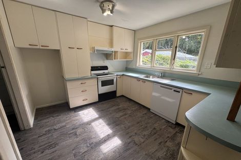 Photo of property in 4 Gladson Avenue, Sockburn, Christchurch, 8042