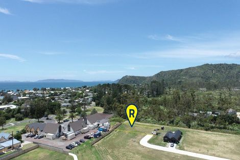 Photo of property in 106 Karearea Way, Matarangi, 3592