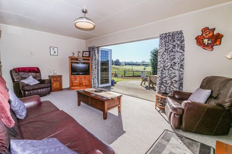 Photo of property in 52 Donghi Road, Ormondville, Dannevirke, 4977