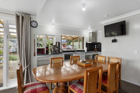 Photo of property in 42a Winchester Street, Levin, 5510