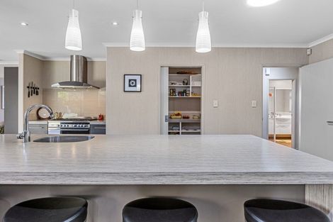 Photo of property in 137 Rowesdale Drive, Ohauiti, Tauranga, 3112