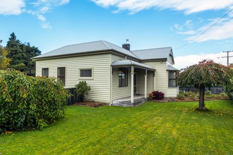 Photo of property in 43 Cox Street, Geraldine, 7930