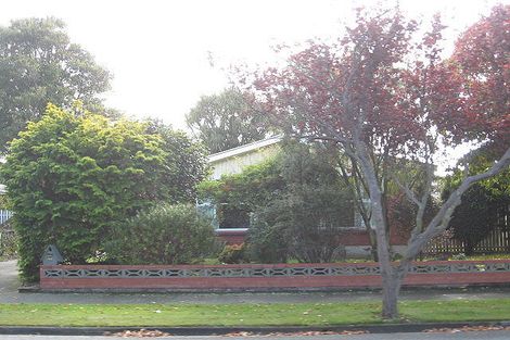 Photo of property in 33 Grahams Road, Ilam, Christchurch, 8041