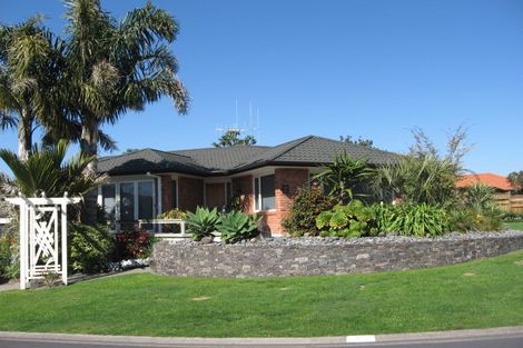 Photo of property in 2 Croydon Place, Bethlehem, Tauranga, 3110