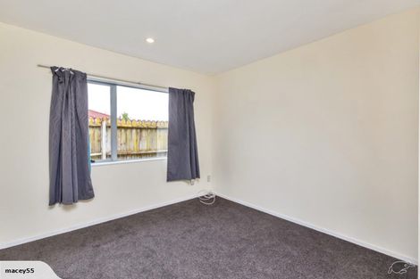 Photo of property in 9 Maadi Place, Papakura, 2110